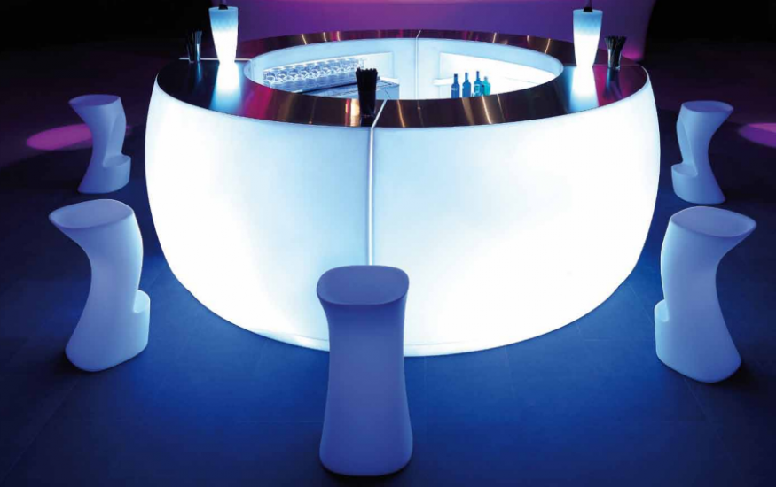 Conjunto de bar con iluminacion FCO-LE086