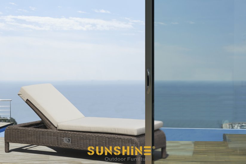 Rattan Sun lounger FCO-2534