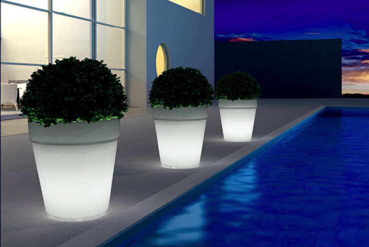 Illuminated Flower Pot FCO-LE084