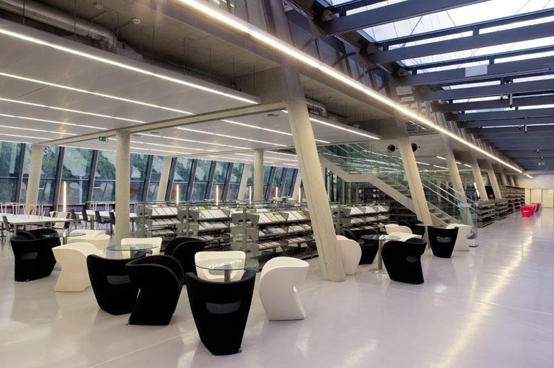 Buscando agentes de mobiliario externo